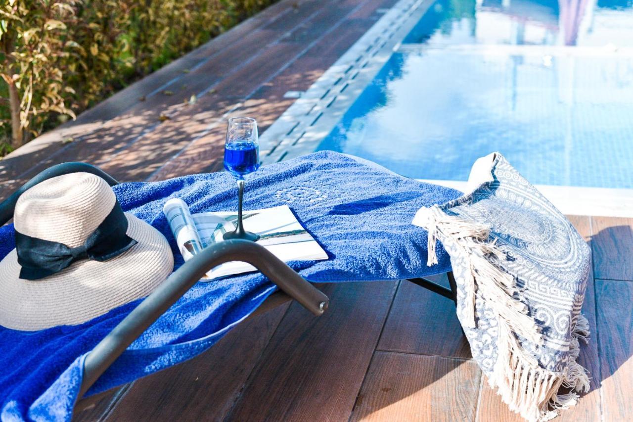 Acrotel Porto Brava Luxury Villas Ormos Panagias Exterior photo
