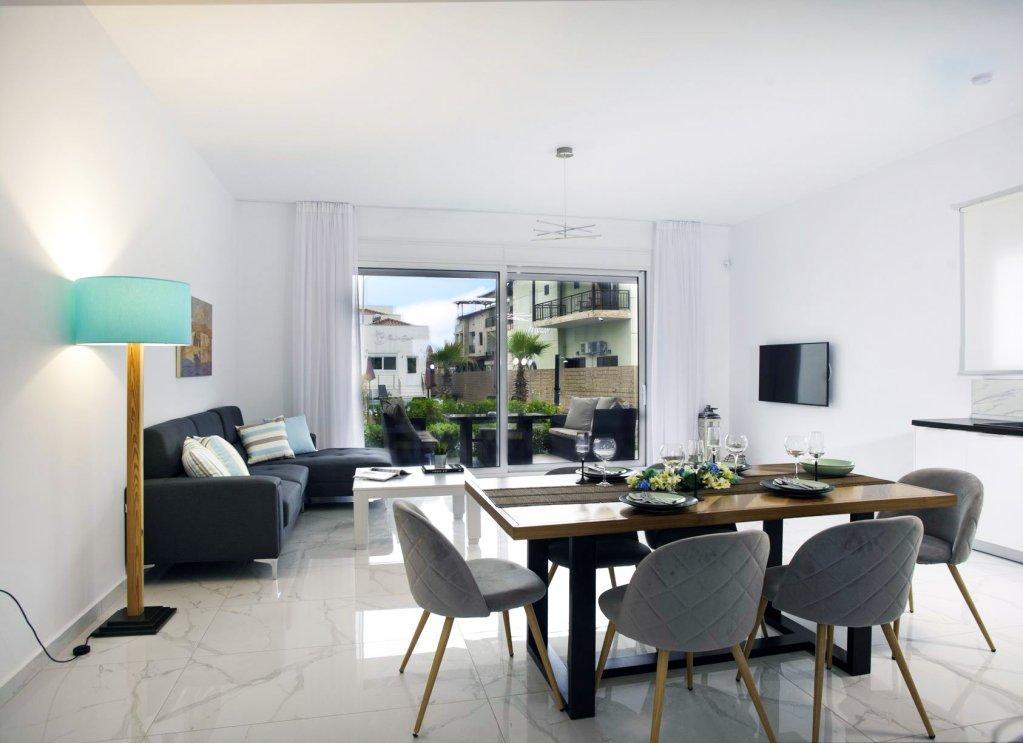 Acrotel Porto Brava Luxury Villas Ormos Panagias Exterior photo