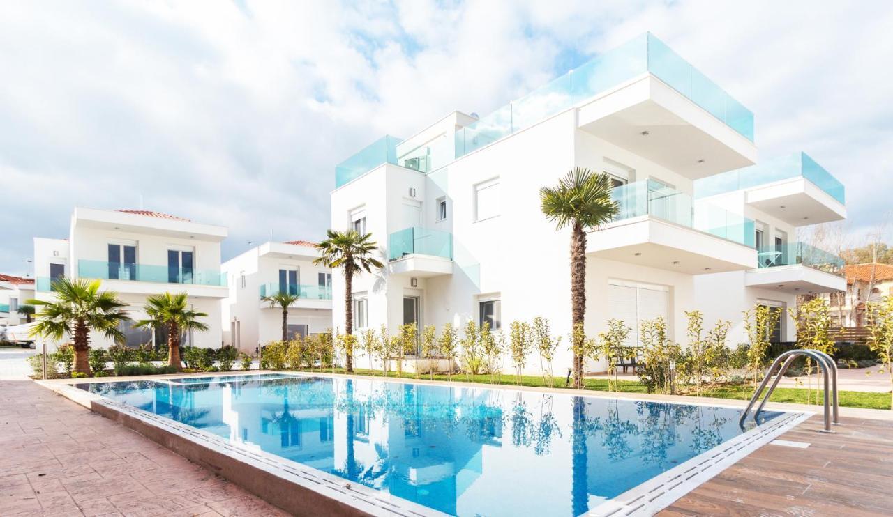 Acrotel Porto Brava Luxury Villas Ormos Panagias Exterior photo